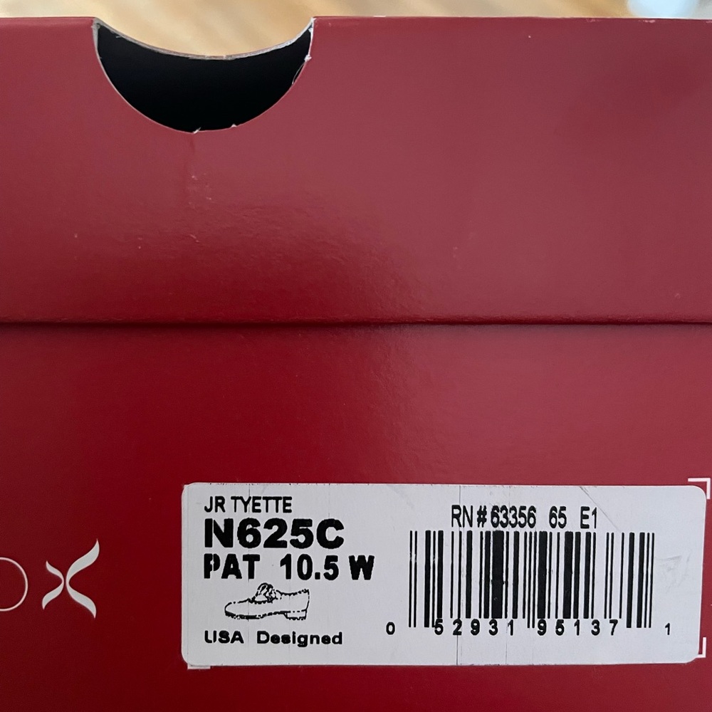 Capezio N625C Child Tap Shoes - Picture 8 of 8